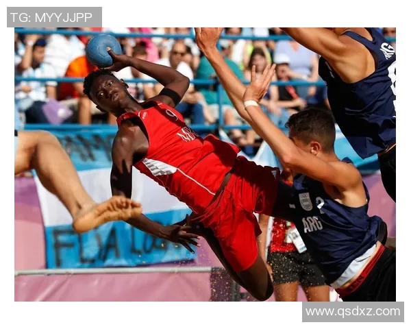 足球明星手球精彩瞬间高清图集展示足球技艺与魅力